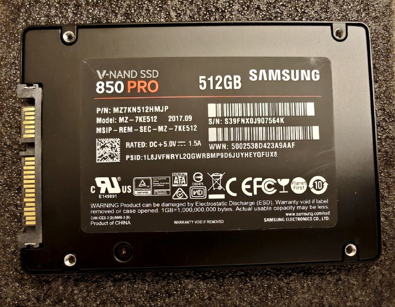 Samsung 850 Pro - 512G. SATA SSD