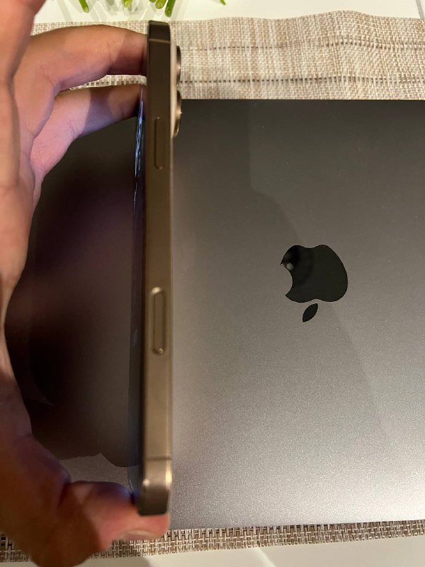 iPhone 16 Pro Max 256Гб полный комплект 4