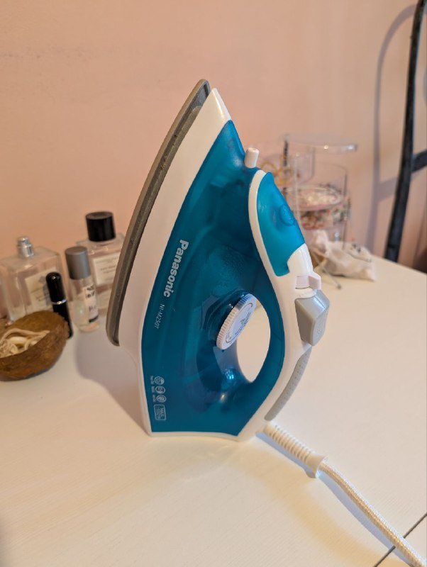 Утюг Panasonic NI-M250T