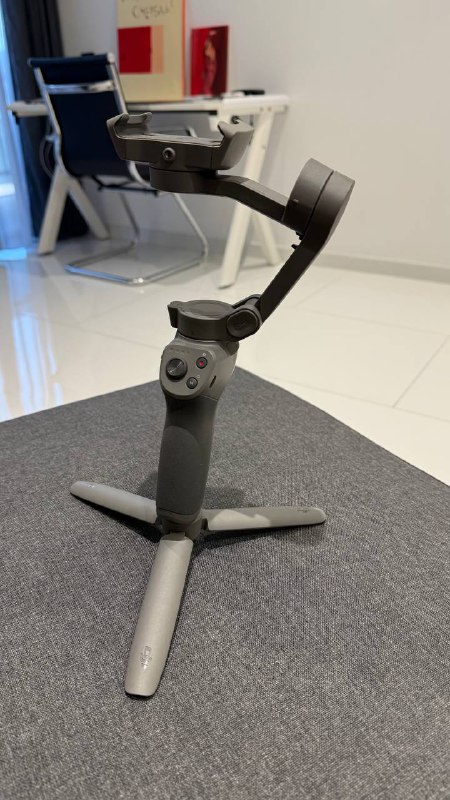 apple magic trackpad, Logitech mx master 3, dji osmo mobile 3 6