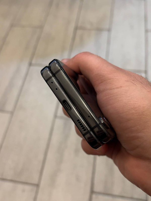 Samsung Flip 4 128GB 5