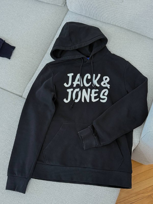 Платье, Кеды Puma, Боди, Джинсы Calvin Klein, Лонгслив, Топы, Худи Jack&Jones, Кроссовки Ecco 8