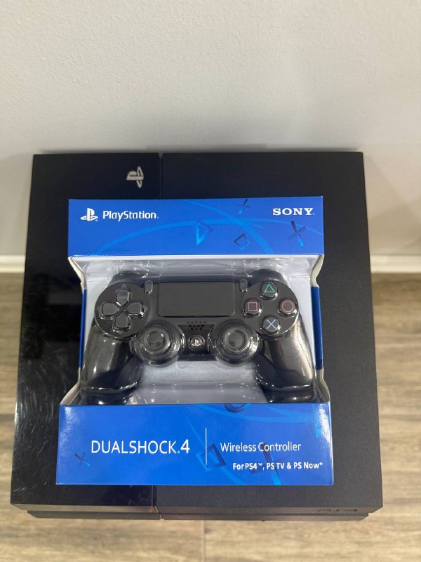 PlayStation 4 Fat 1 TB, 2 контроллера Dualshock 4, игры FIFA 21 3