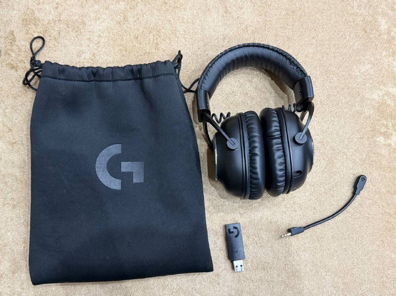 Logitech G PRO X SUPERLIGHT 2 мышка, PRO X WIRELESS наушники 2