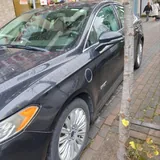 Ford Fusion hybrid plug-in 3
