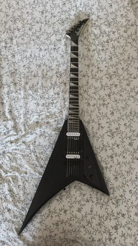 Jackson JS32T Rhoads Satin Black гитара 1