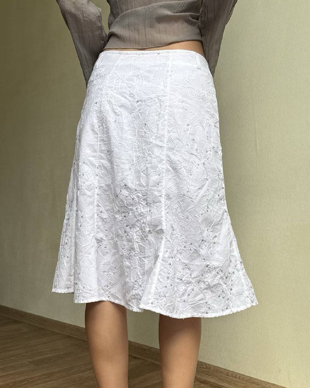 Топ Stradivarius, юбка винтаж, сумка Италия, кофта, джинсы 2