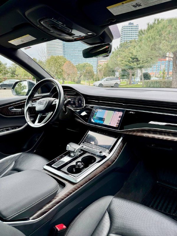 Audi Q8 8