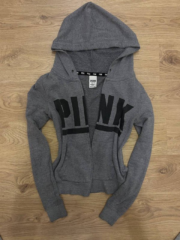 кожанка, майка адидас, thrasher топ, джинсы, сумка studs, брюки винтаж, топ morgan, штаны victoria’s secret, зипка victoria’s secret, джинсовка винтаж 9