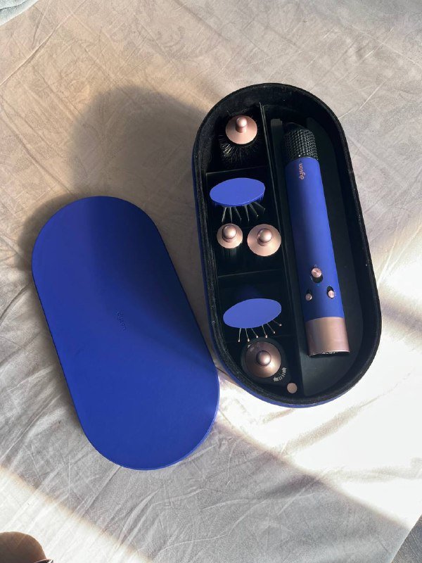 Dyson Airwrap Complete Blue/Blush с насадками и чехлом