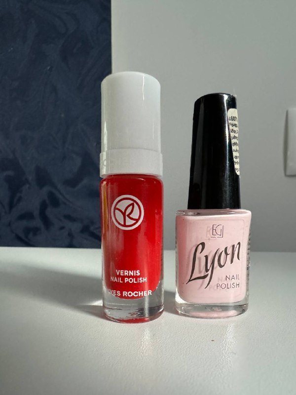 Маска Dermalogica, кисти для макияжа, лаки для ногтей, гель-стайлинг для волос 4