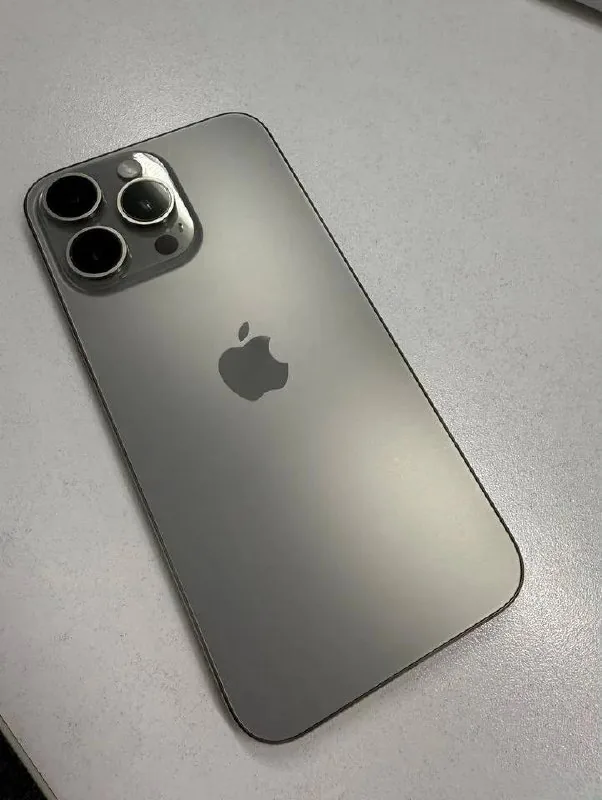 iPhone 15 Pro Max 256 ГБ 1