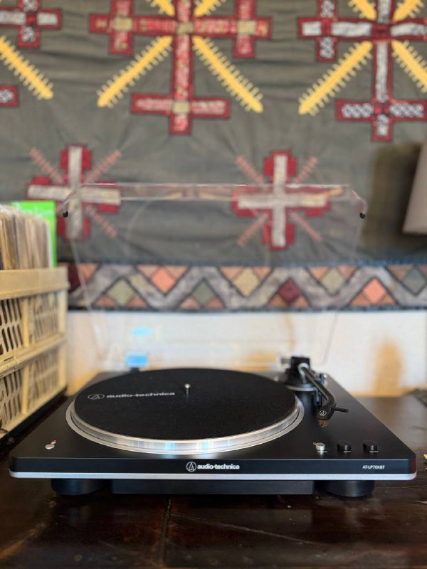 Виниловый проигрыватель Audio-Technica LP70XBT 3
