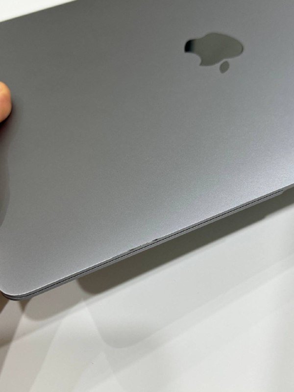 MacBook Air M1 8/256 4