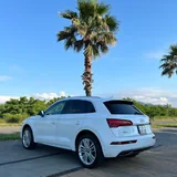 Audi Q5 6