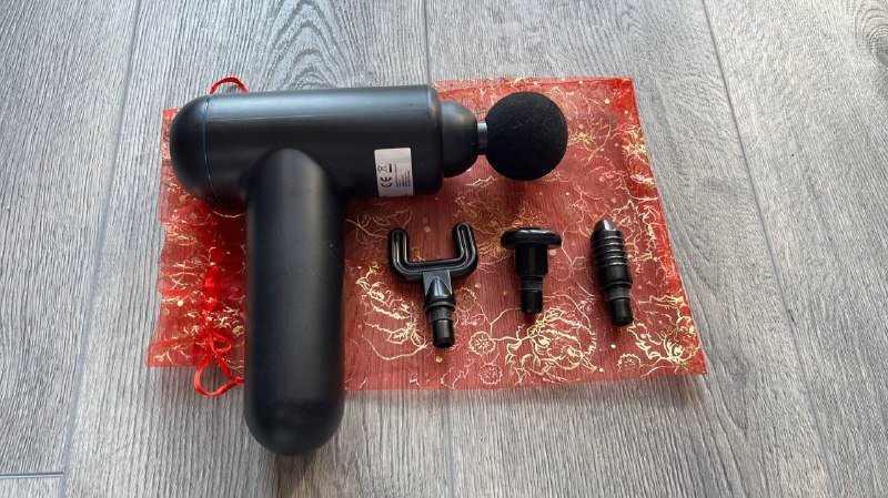 Прекурсионный пистолет массажер