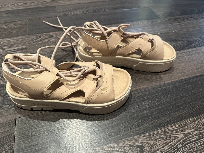Босоножки Puma, Свитер Colin’s XS, Кофта Tommy Hilfiger M 2