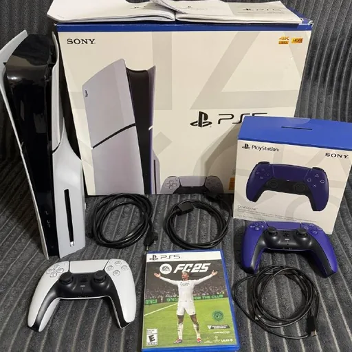 PlayStation 5 Slim Disc Edition, геймпады, EA Sports FC 25