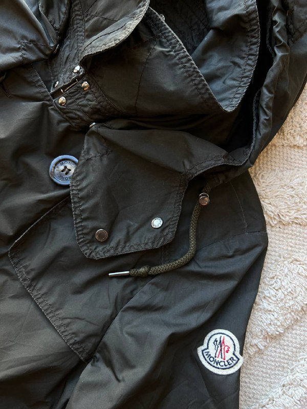 Плащ Moncler женский размер 2 3