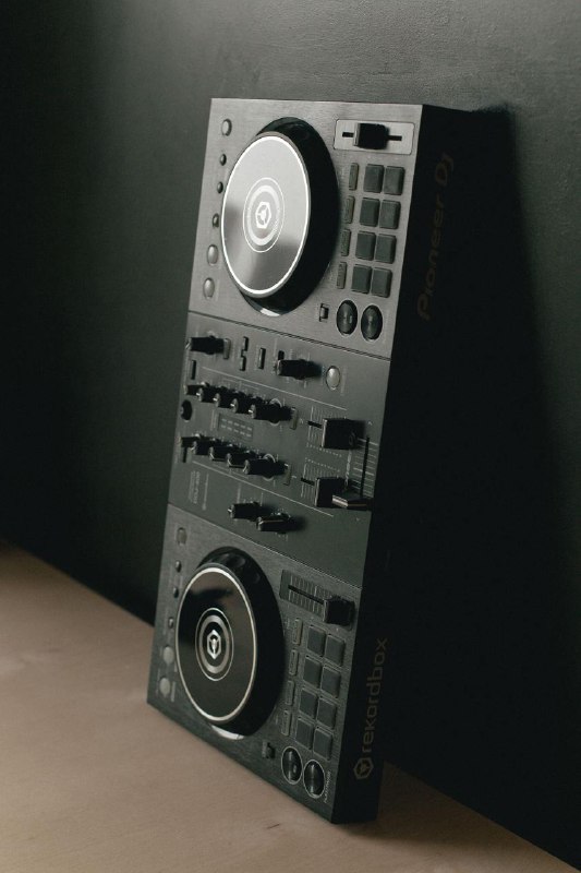 Горный велосипед TREK 4300, Мобильный стабилизатор Zhiyun Smooth 4, Контроллер Pioneer DDJ400 6