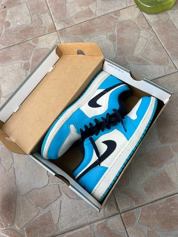 Nike Air Jordan 1 Low 1
