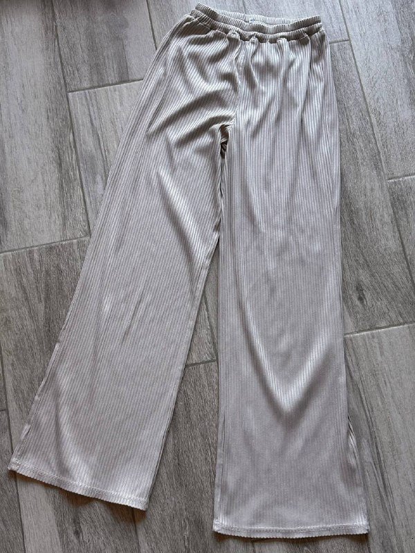 Легкие широкие удобные брюки размер S M