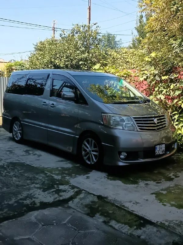 Toyota Alphard 2005 1