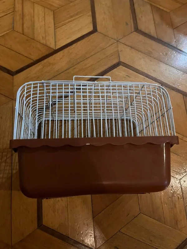 Carrier for a hamster/rat