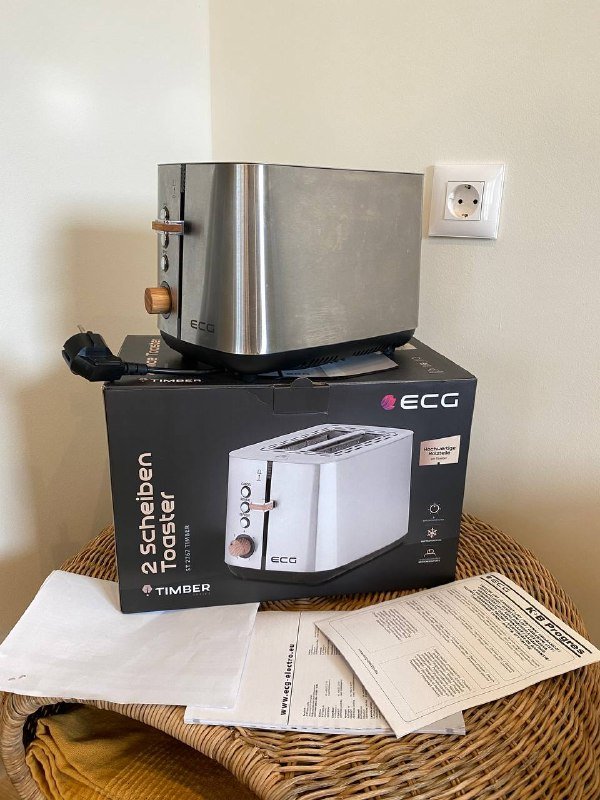 Тостер ECG ST 2767 Timber