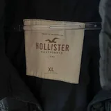 Легкий пуховик Hollister XL 4