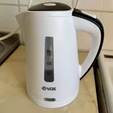 Холодильник Beko, чайник, утюг 4