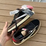 Nike Air Jordan 1 Low OG SP Travis Scott 4