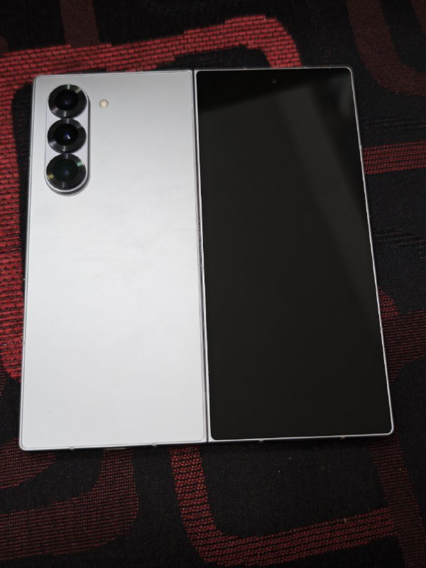 Samsung Galaxy Fold 6 256GB 4