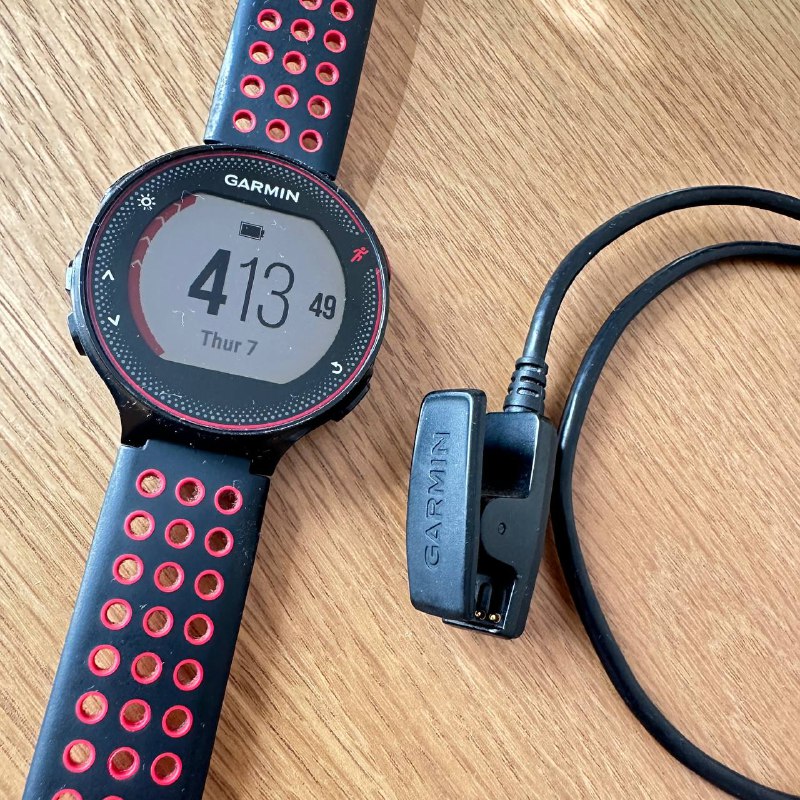 Часы для бега Garmin forerunner 235