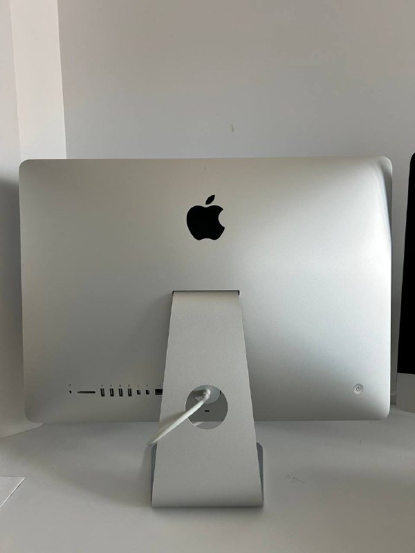 iMac 21.5" Late 2013 Intel Core i5 8GB RAM 5