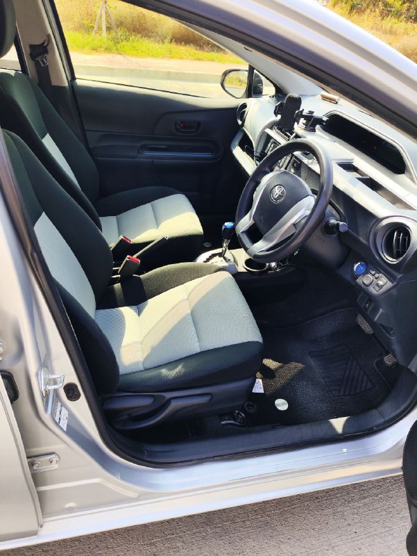 Toyota 2014 автомашина в отличном состоянии 10