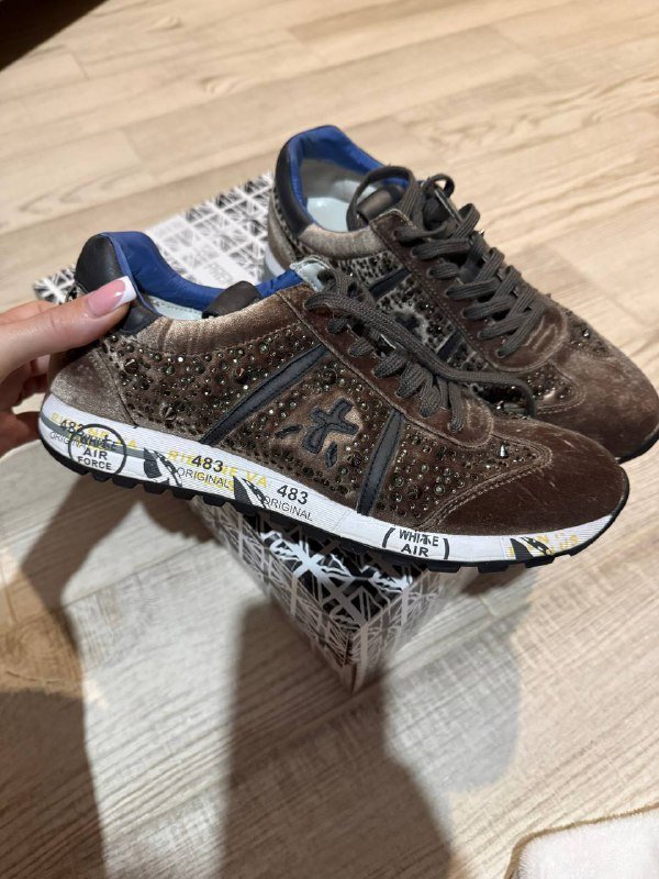 Кроссовки Yohji Yamamoto, New balance, Guess, Premiata, Жилет Calvin Klein, Пальто Guess, Куртка Tommy Hilfiger 4