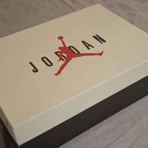 Jordan CMFT Era кроссовки