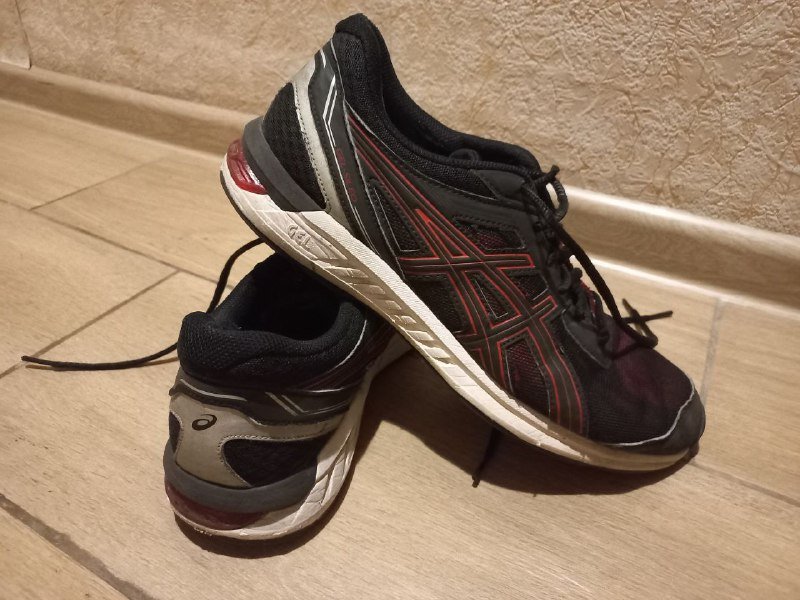 Кроссовки Asics Gel Sileo размер 44