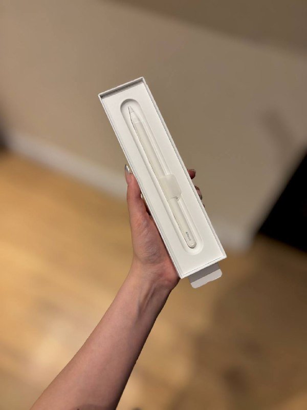 iPhone 14 Pro, iPhone 12, Apple Pencil 2 7