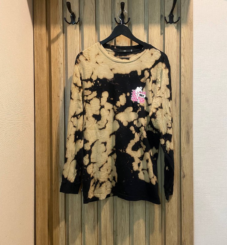 Obey longsleeve shirt size M