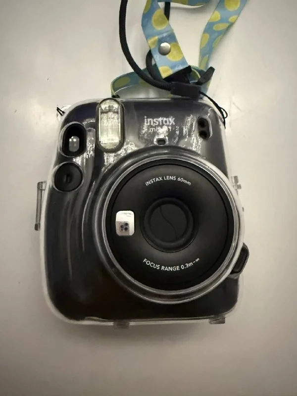 Fujifilm Instax mini 11 фотоаппарат с плёнкой 1