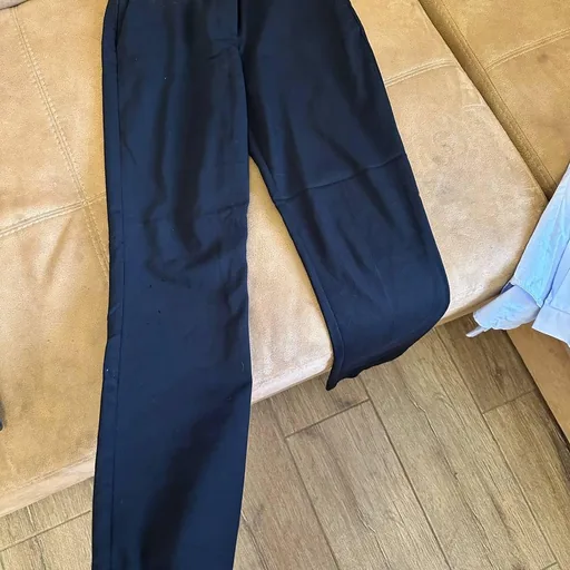 Классические брюки H&M черного цвета