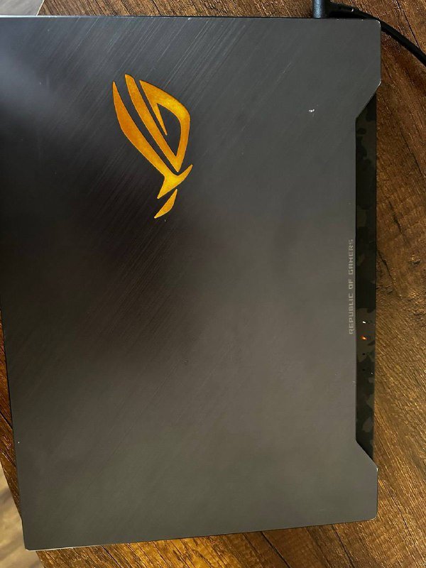 Ноутбук Asus ROG i7-8750H 32GB RAM GTX 1070 SSD 4