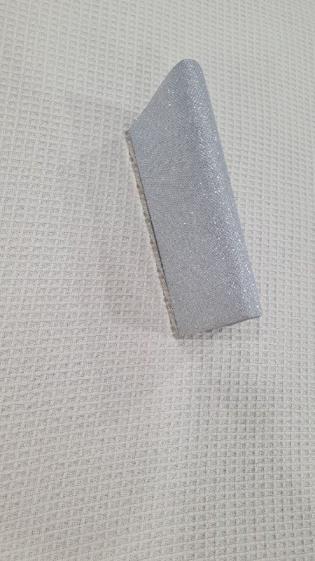 Серебристый клатч с цепочкой для вечеринок