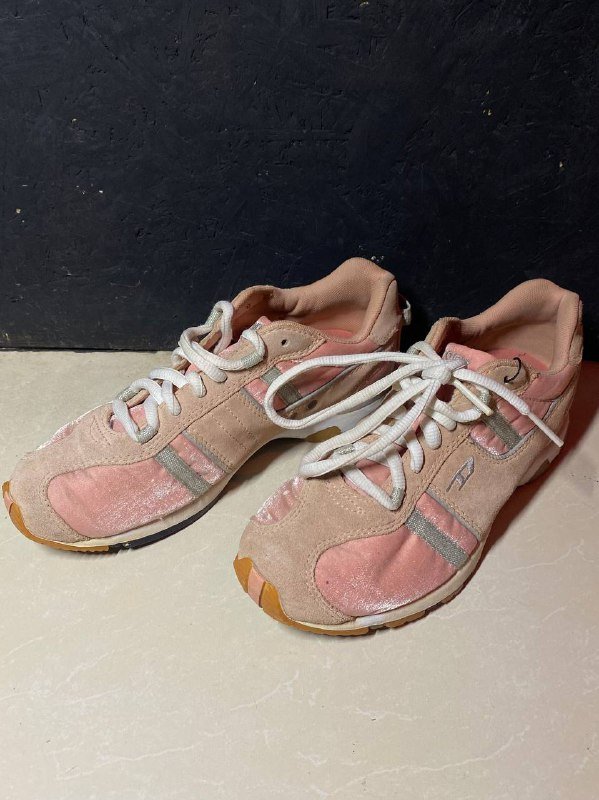 Кроссовки Diesel женские, размер US 7.5 EUR 38