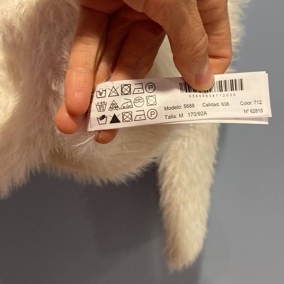 Молочный укороченный свитер Massimo Dutti размер L 3