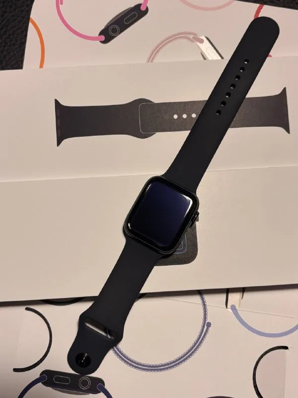 Apple Watch SE 3 44 мм 1
