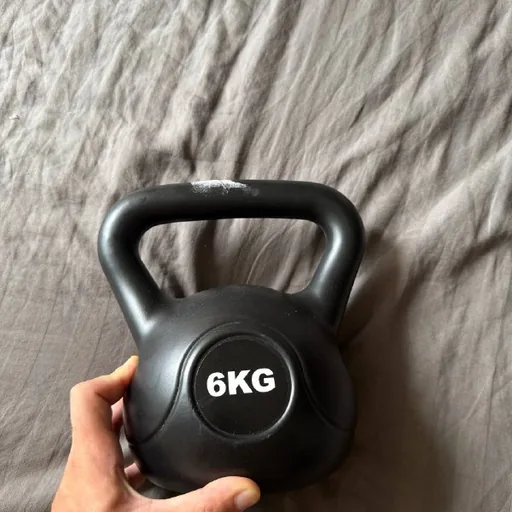Гиря 6 кг, кухонные весы, подставка для ноутбука, протеин