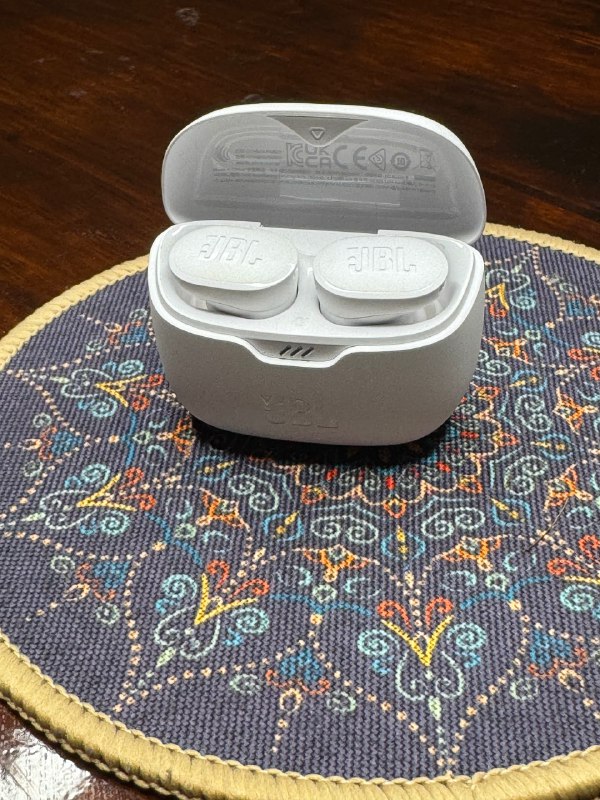 JBL Tune Buds с шумоподавлением 3